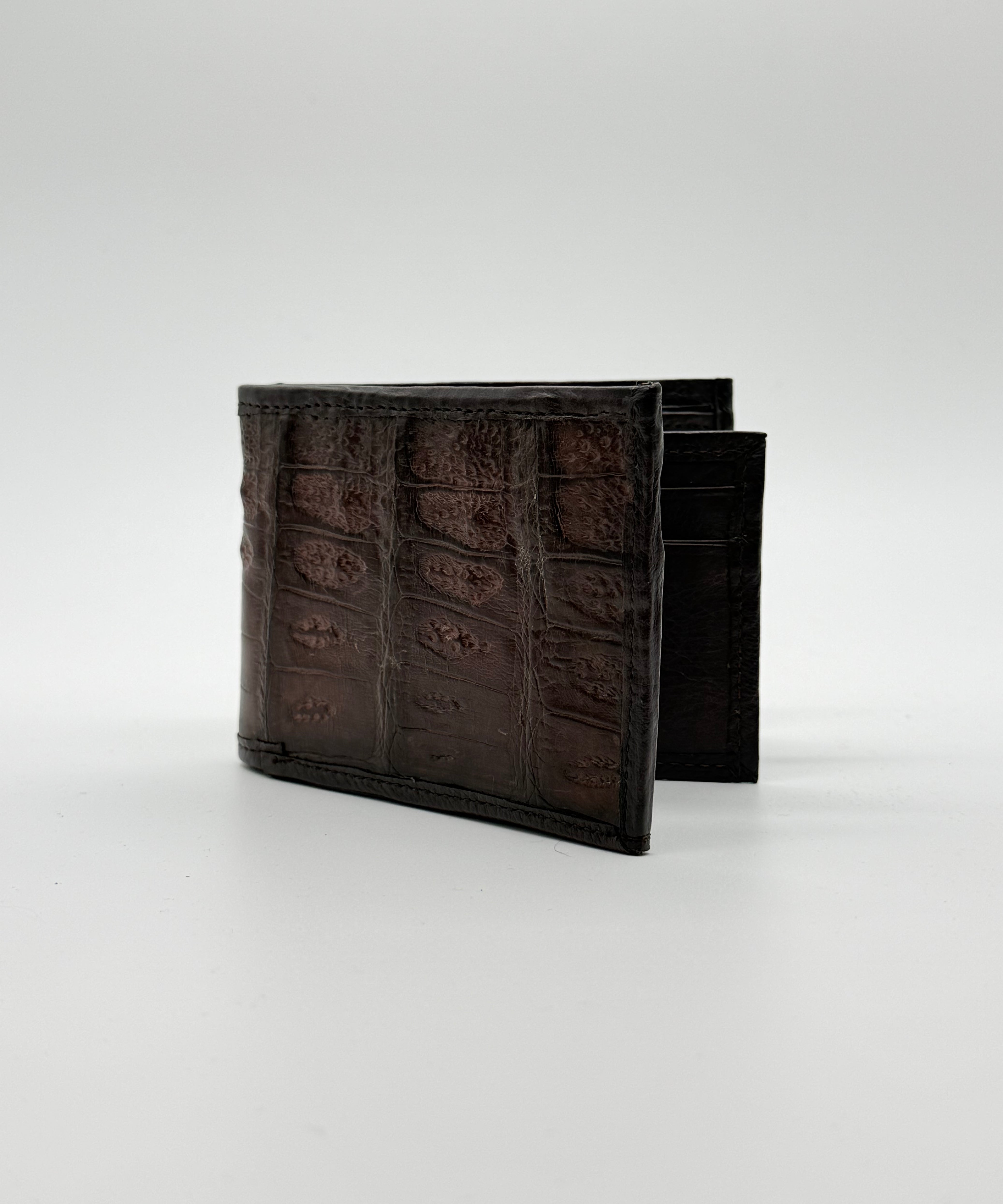 Cartera de piel de cocodrilo