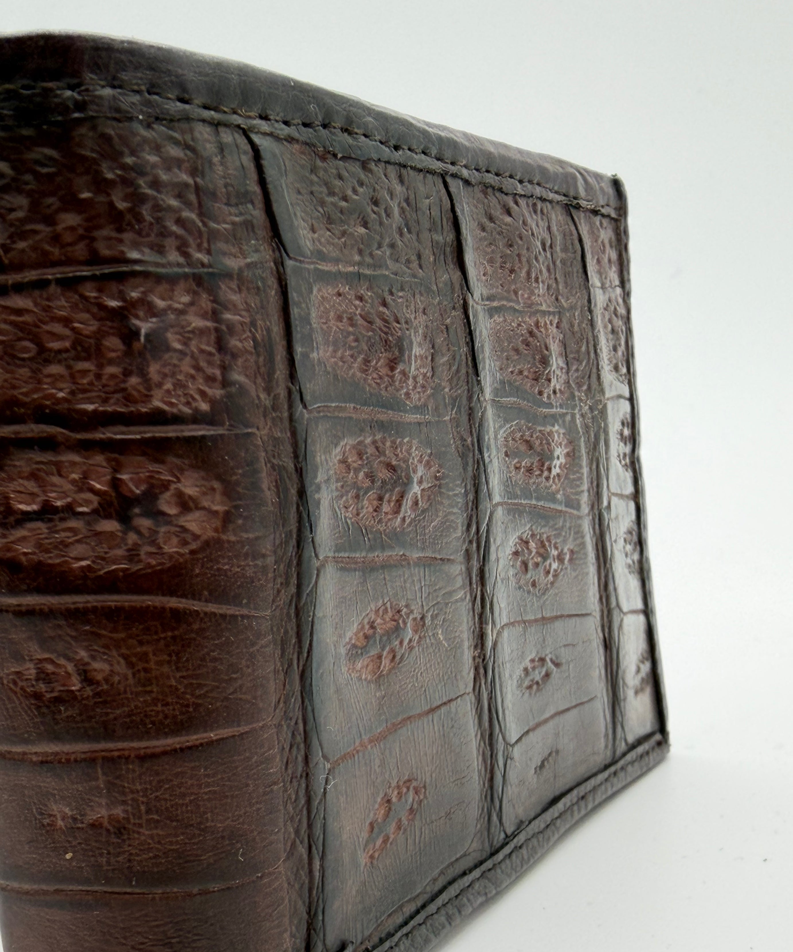 Cartera de piel de cocodrilo